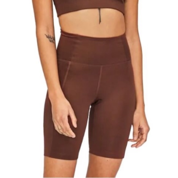 Girlfriend Collective Bike Shorts Brown Earth High Rise Gym Athletic Shorts - Picture 2 of 13